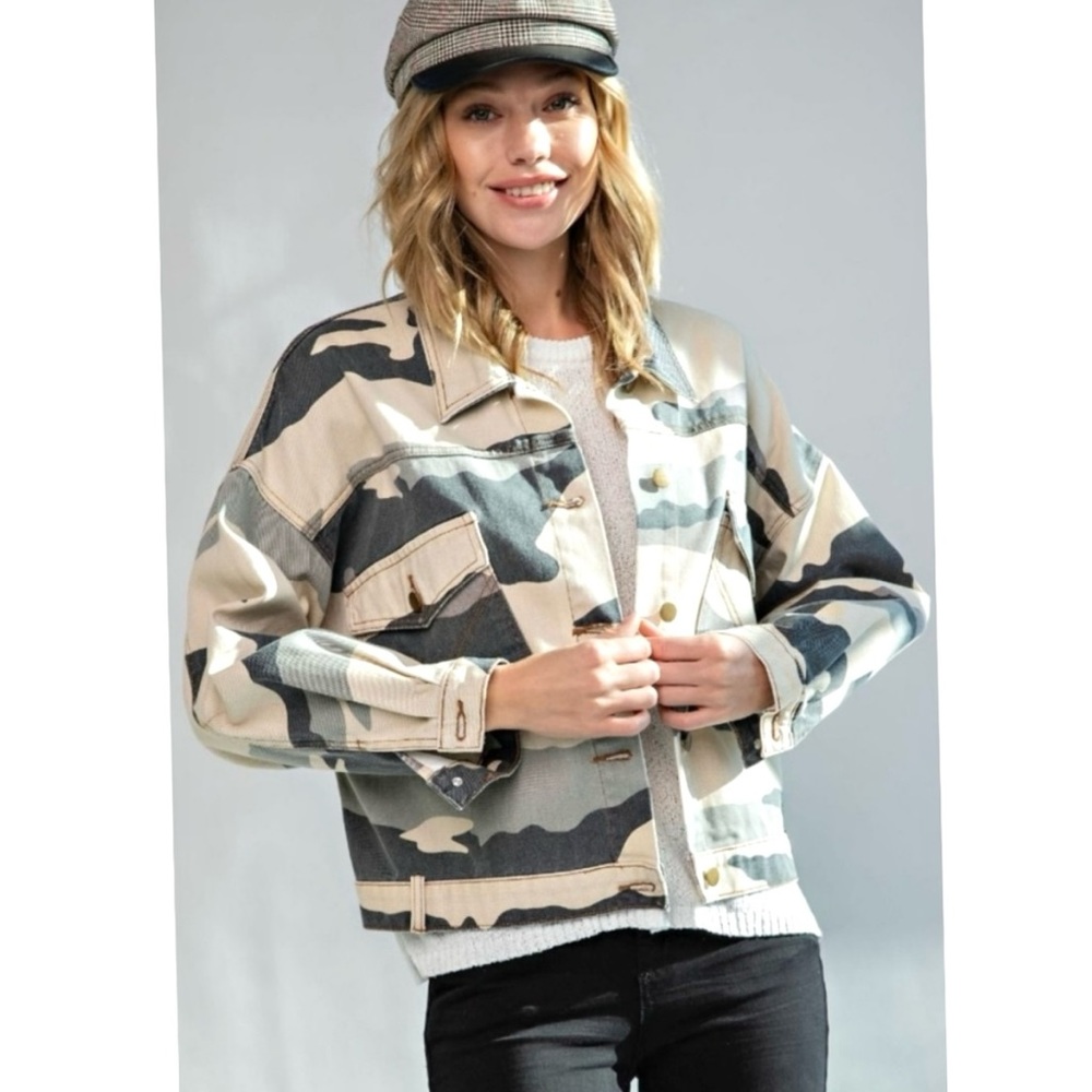 🌸NWT Easel Camo Styler Washed Twill Jacket. Grey/ Creme. 1 SM 1 MED 1 LRG